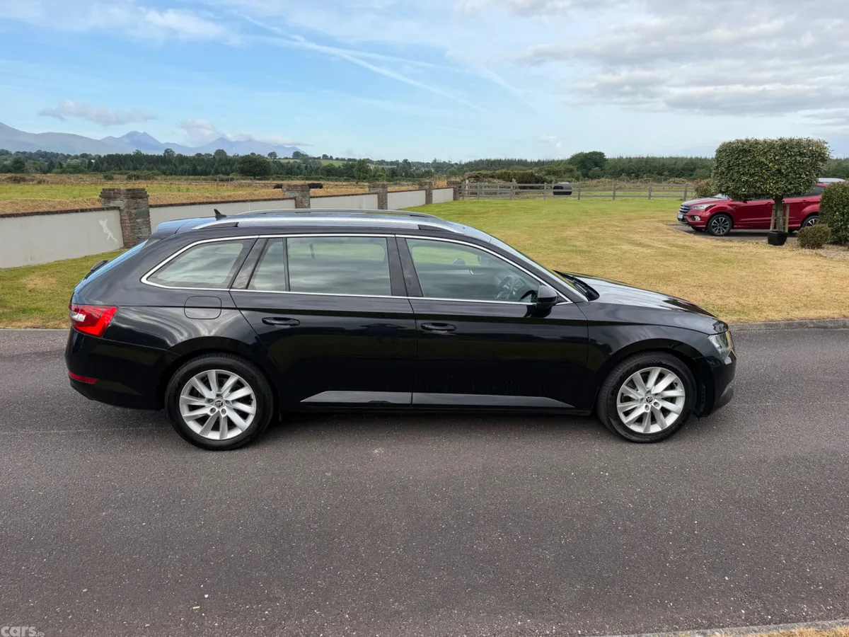 Skoda Superb Estate, Diesel, 2018, Black