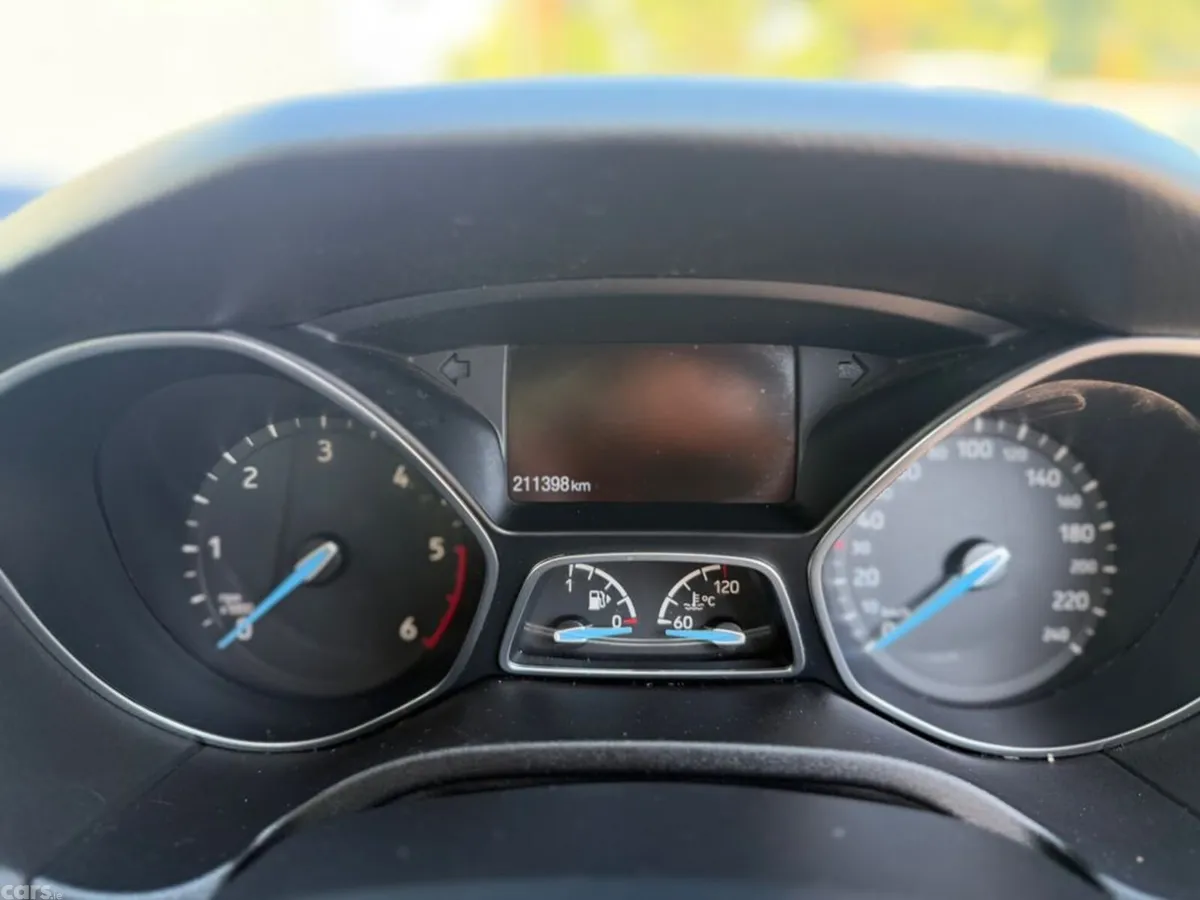 Ford Focus Saloon, Diesel, 2015, Grey