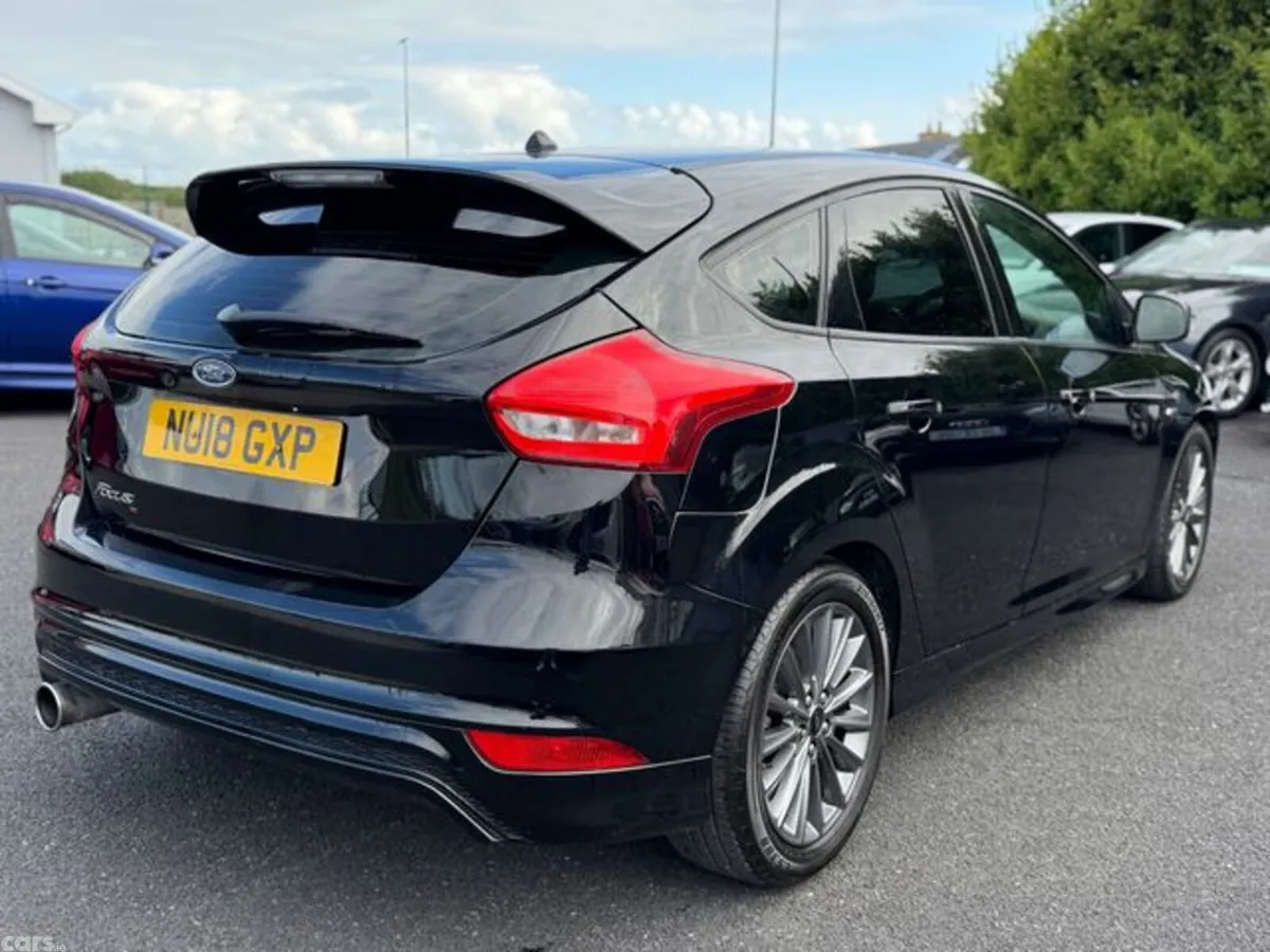 Ford Focus Hatchback, Diesel, 2018, Black