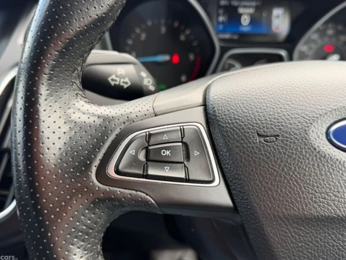 Ford Focus Hatchback, Diesel, 2018, Black