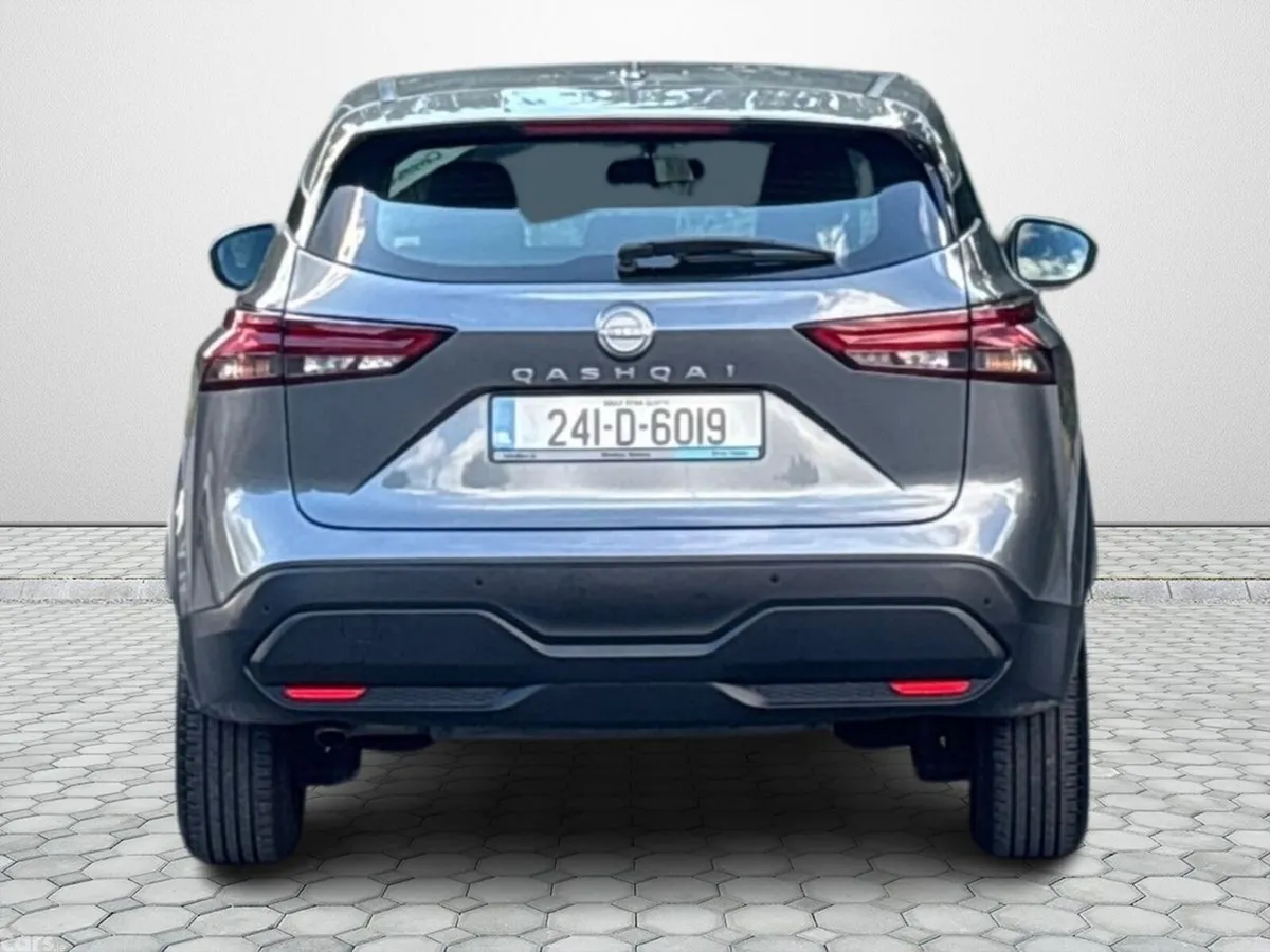 Nissan Qashqai MPV, Petrol, 2024, Grey