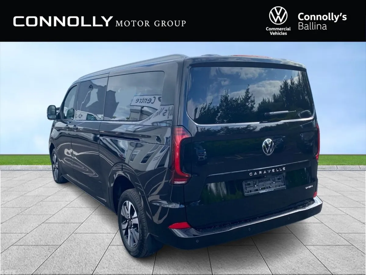 Volkswagen Caravelle MPV, Petrol Plug-in Hybrid, 2027, Black