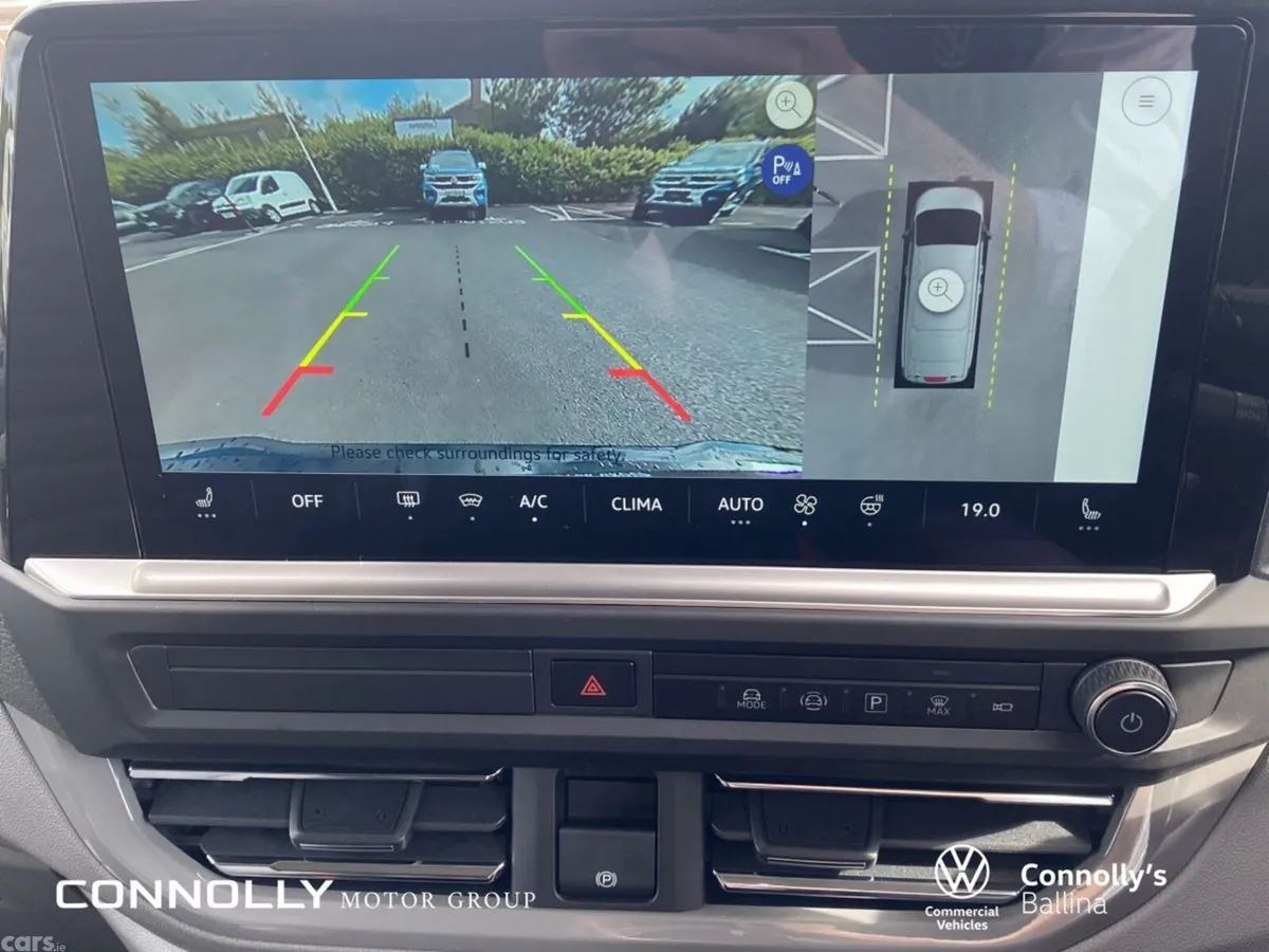 Volkswagen Caravelle MPV, Petrol Plug-in Hybrid, 2027, Black
