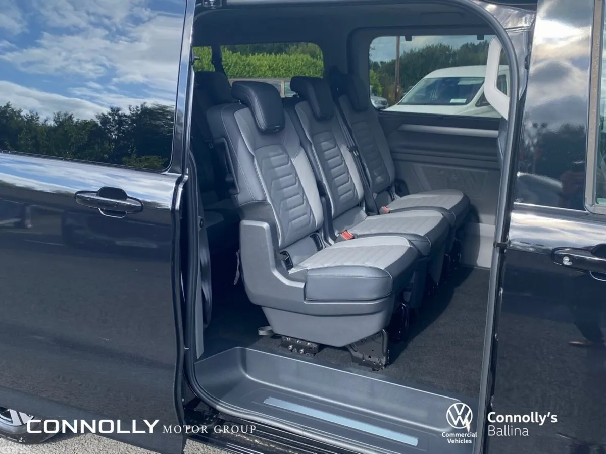 Volkswagen Caravelle MPV, Petrol Plug-in Hybrid, 2027, Black