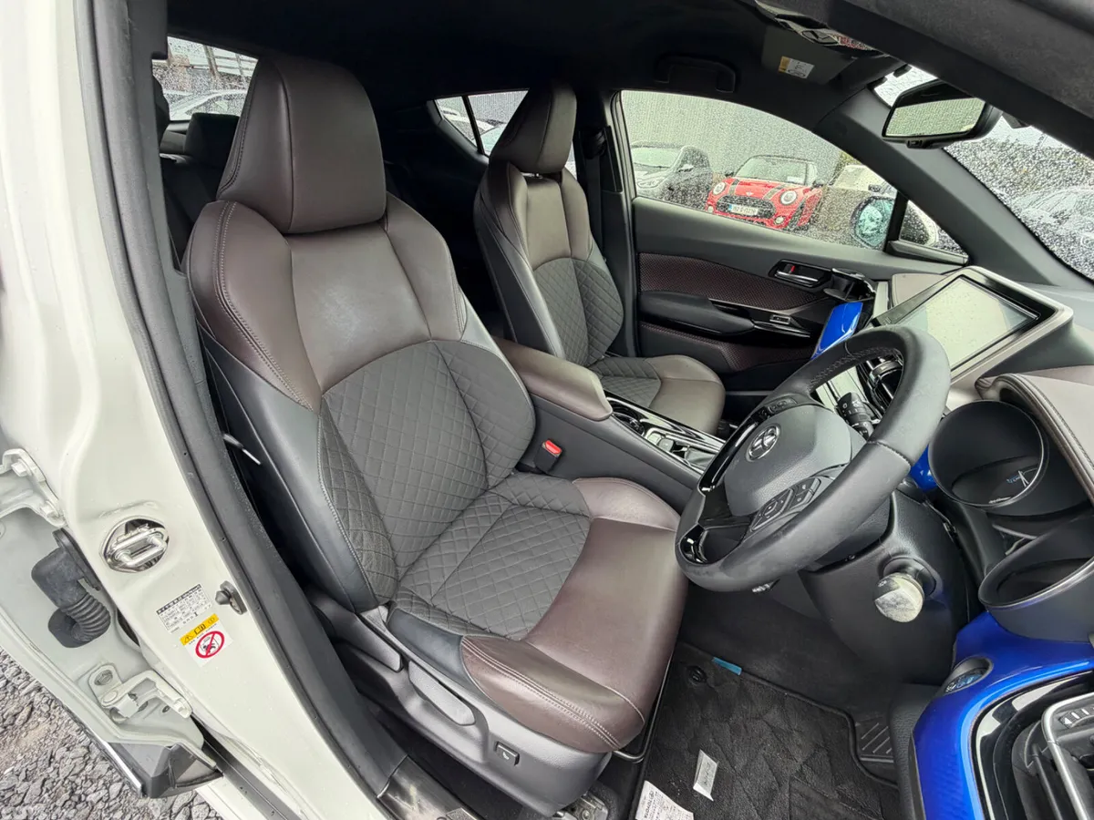 Toyota C-HR SUV, Petrol Hybrid, 2018, White