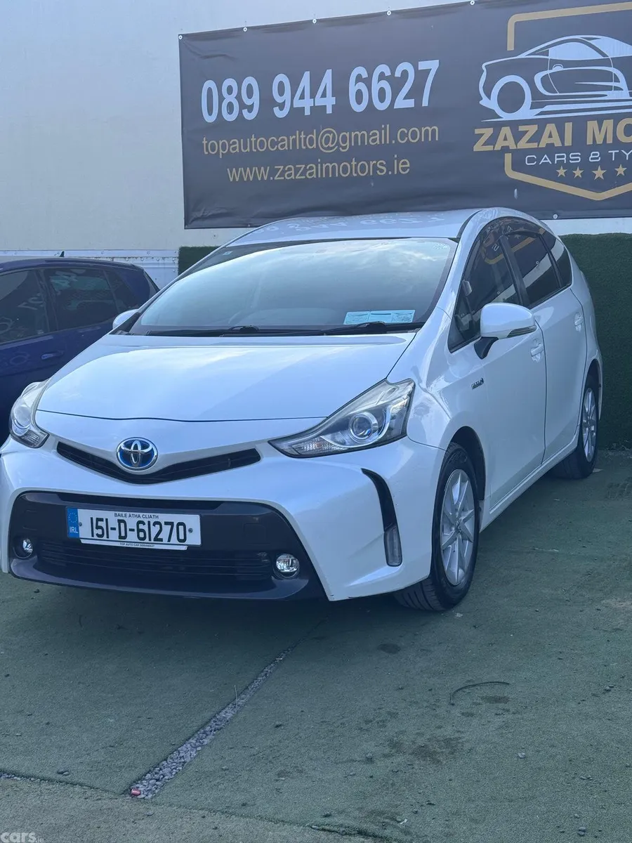 Toyota Prius MPV, Petrol Hybrid, 2015, White