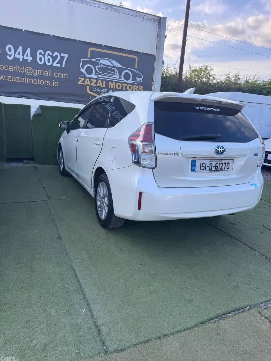 Toyota Prius MPV, Petrol Hybrid, 2015, White
