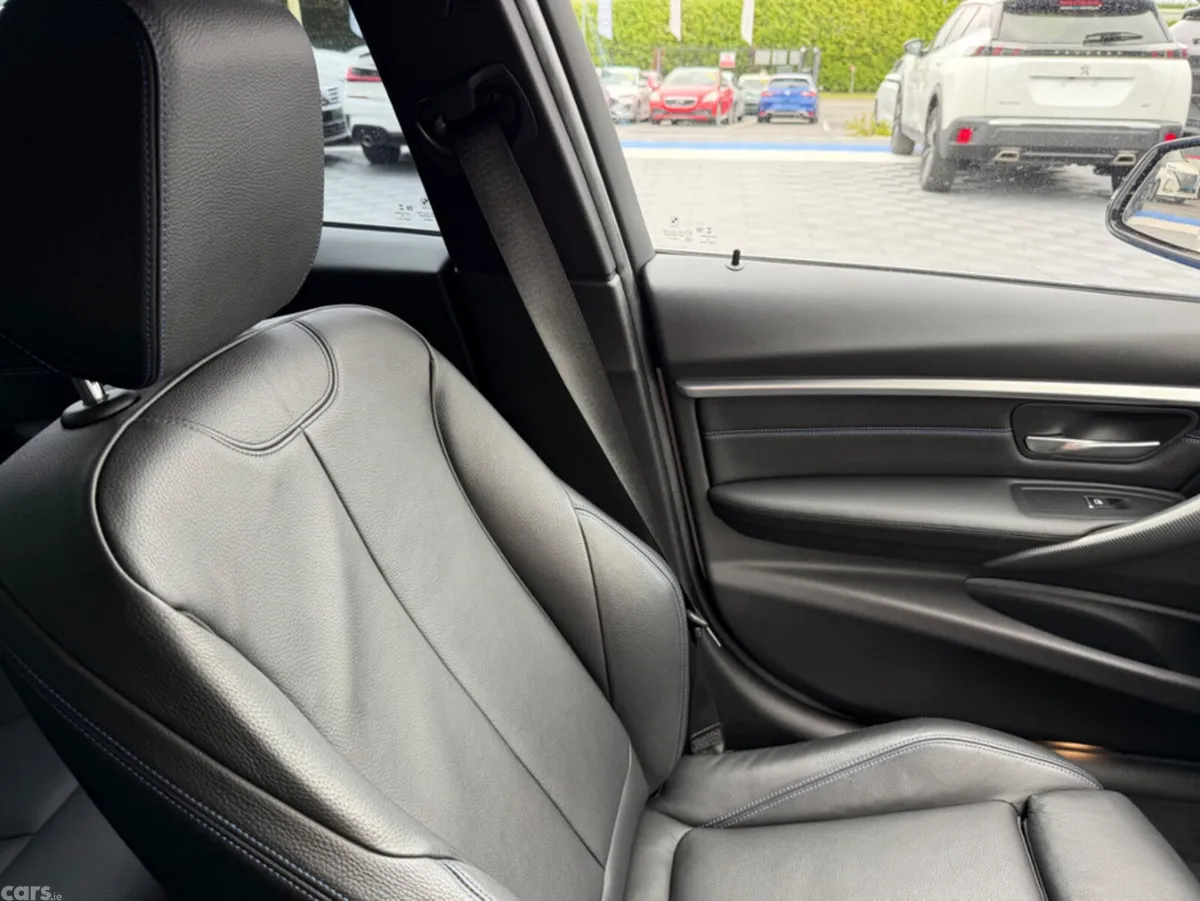 BMW 3-Series Saloon, Diesel, 2018, White