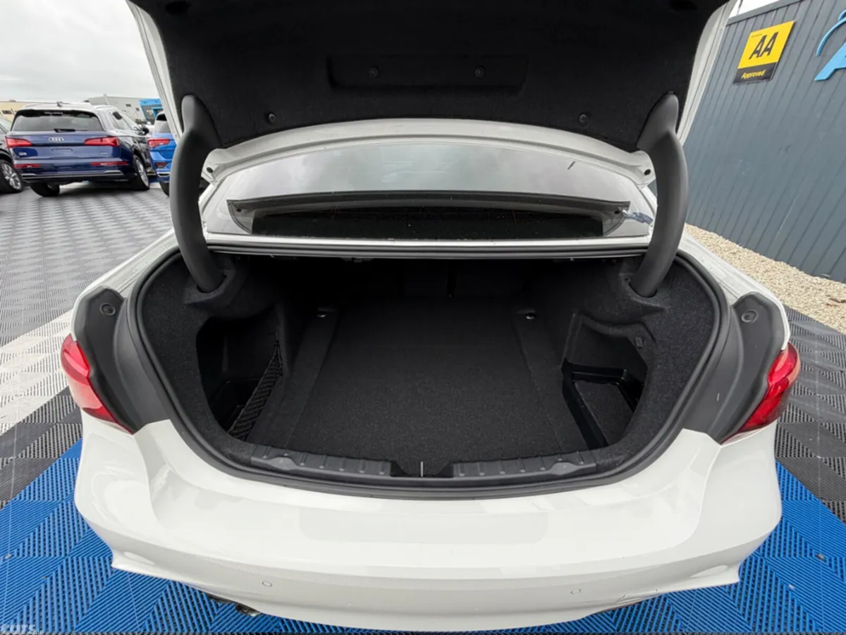 BMW 3-Series Saloon, Diesel, 2018, White