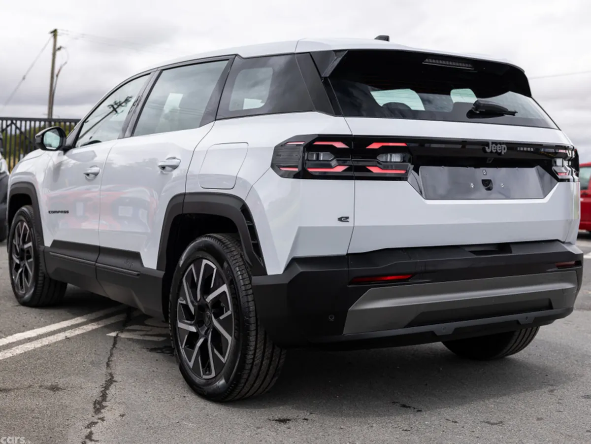 Jeep Compass SUV, Electric, 2026, White