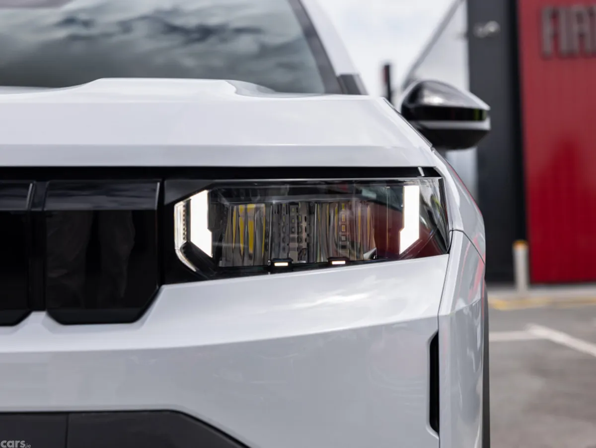 Jeep Compass SUV, Electric, 2026, White