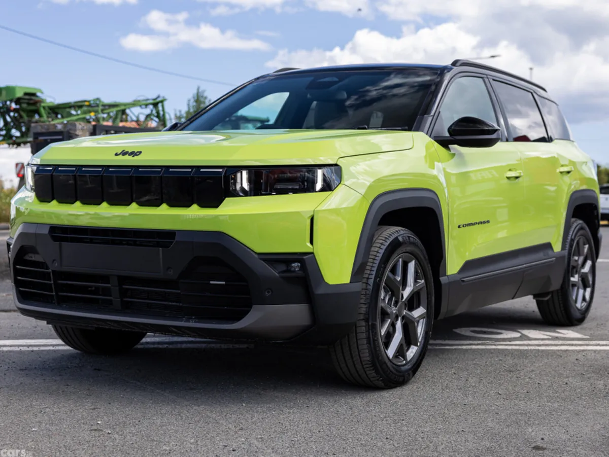 Jeep Compass SUV, Petrol Hybrid, 2026, Green