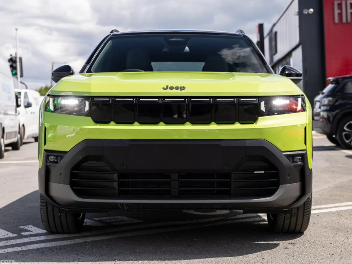 Jeep Compass SUV, Electric, 2026, Green