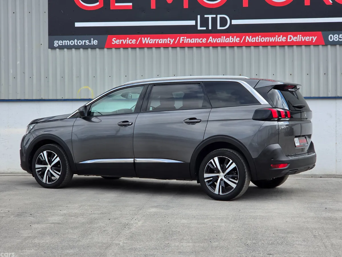 Peugeot 5008 MPV, Diesel, 2018, Grey
