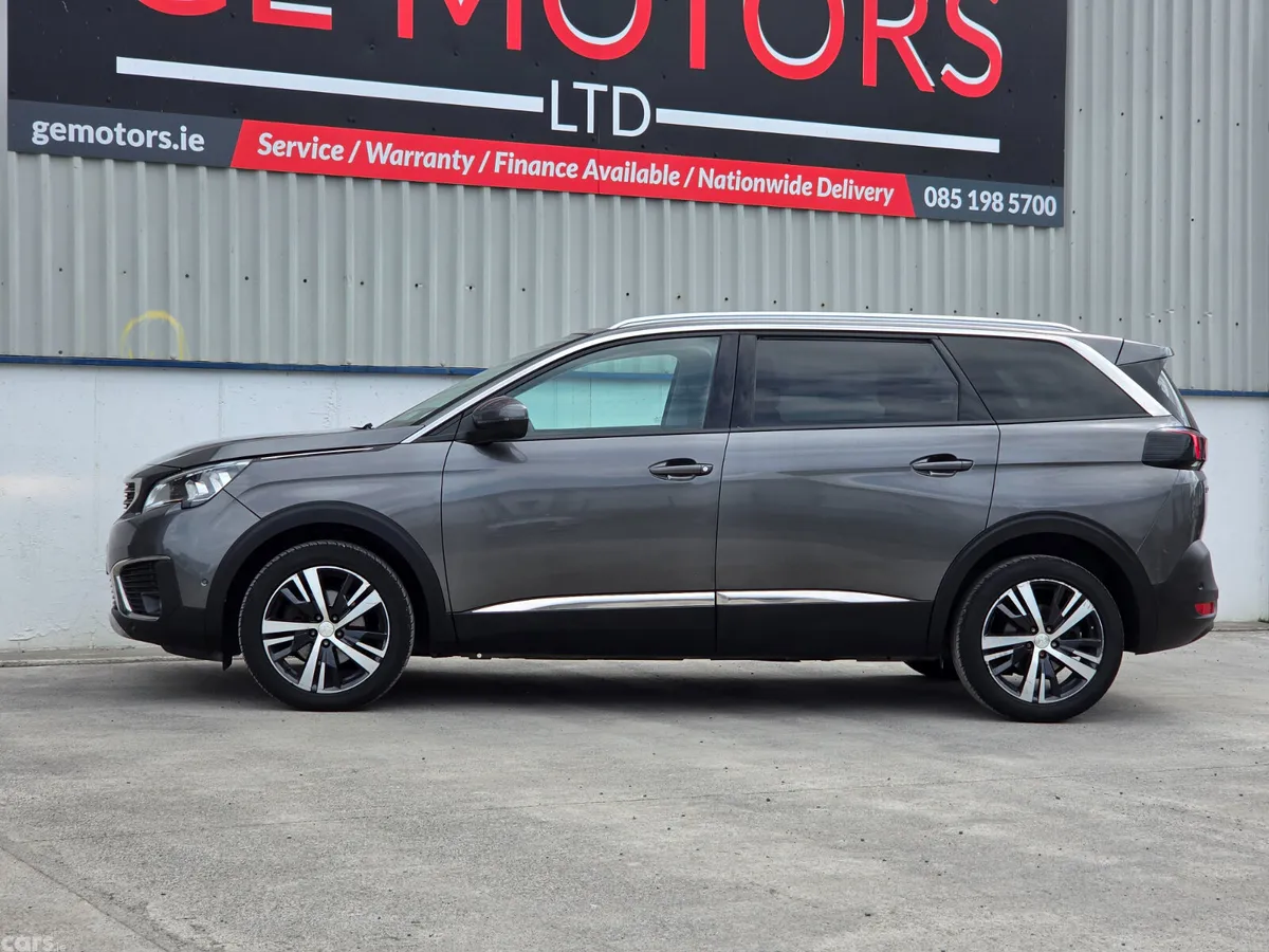 Peugeot 5008 MPV, Diesel, 2018, Grey