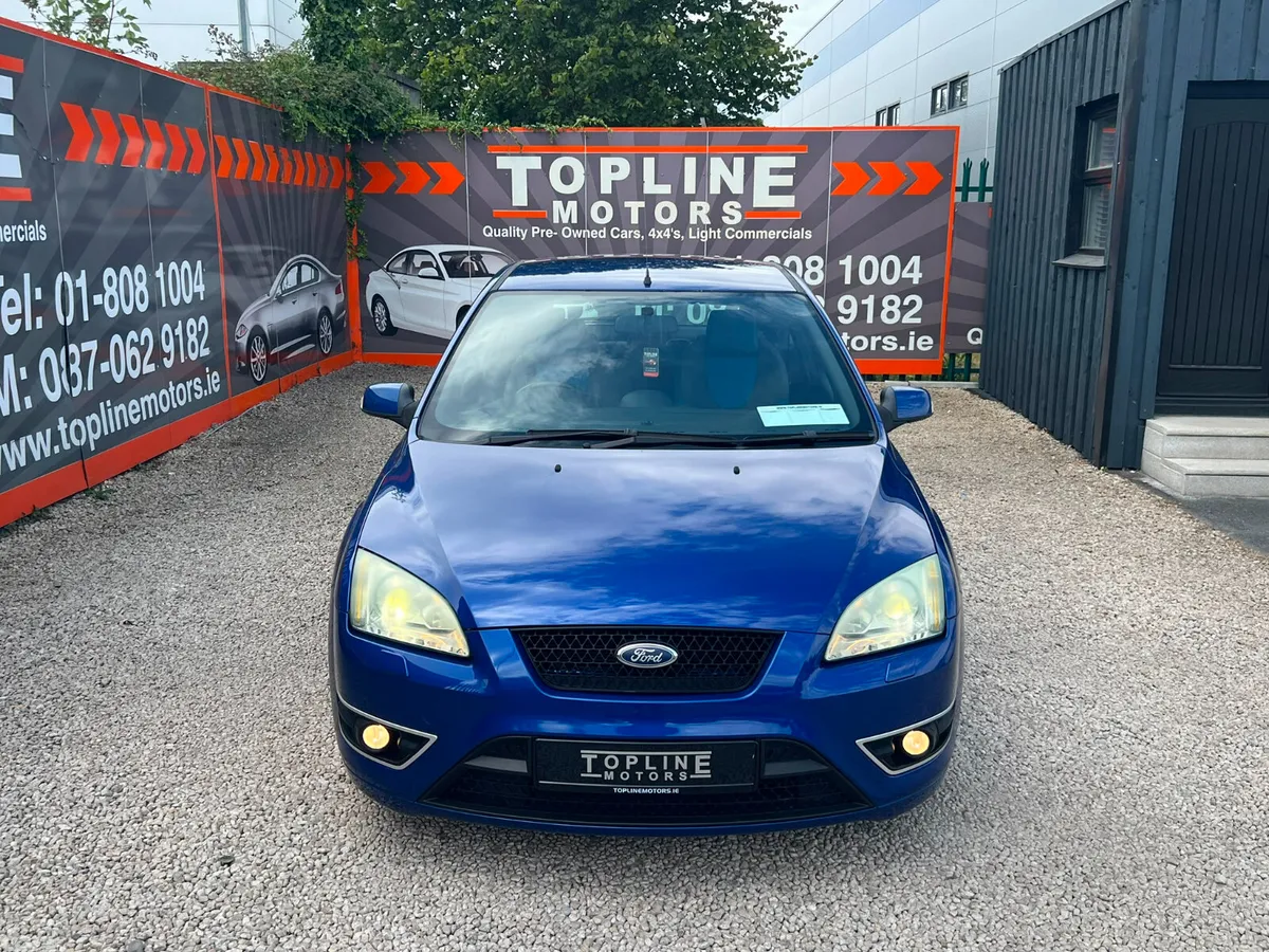 Ford Focus Hatchback, Petrol, 2006, Blue