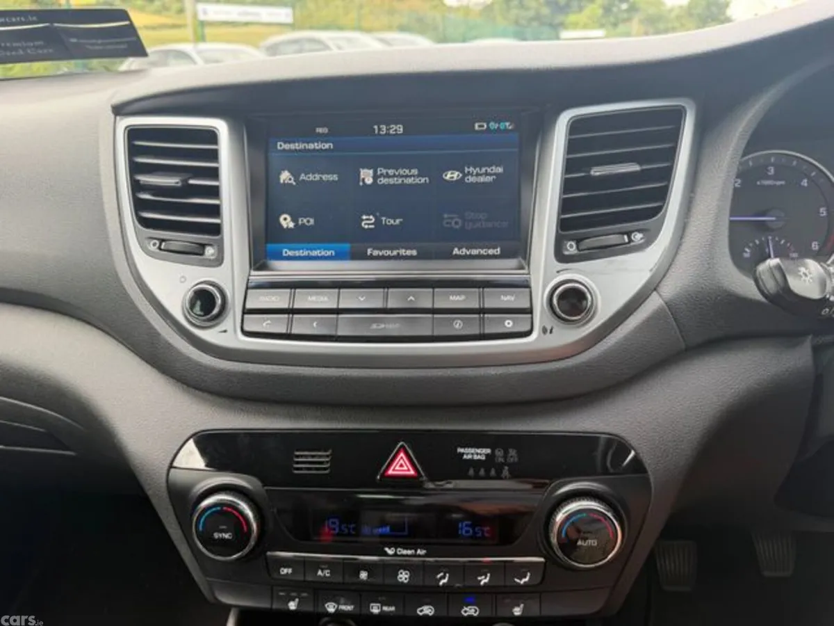 Hyundai Tucson MPV, Diesel, 2017, White