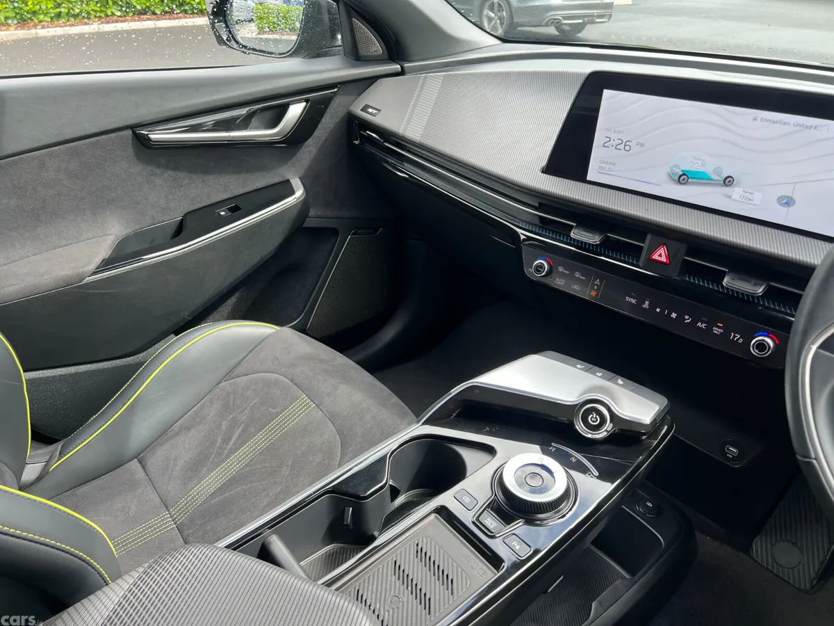 Kia EV6 Hatchback, Electric, 2023, Black