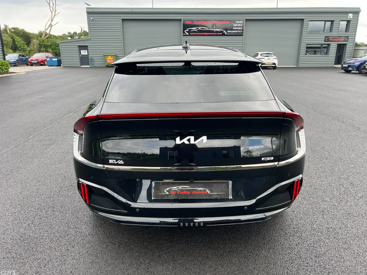 Kia EV6 Hatchback, Electric, 2023, Black