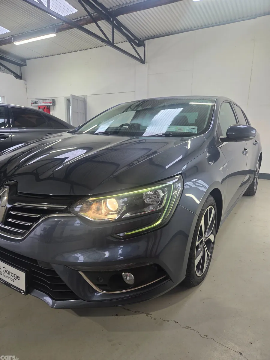 Renault Megane Saloon, Diesel, 2017, Grey