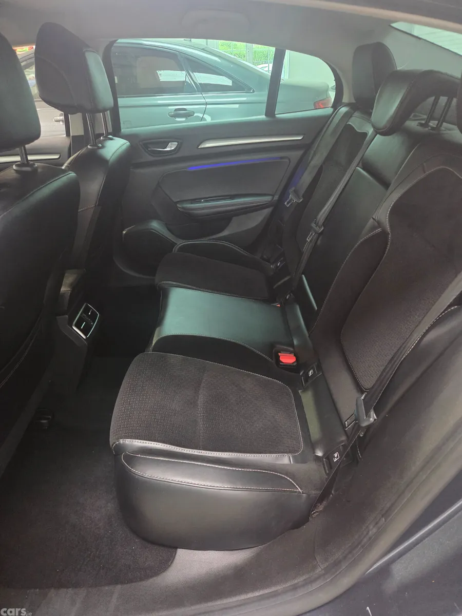 Renault Megane Saloon, Diesel, 2017, Grey