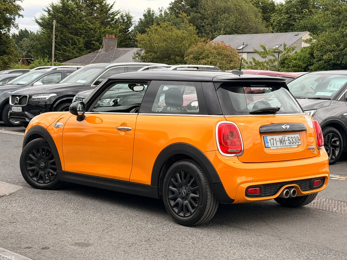 Mini Cooper Hatchback, Diesel, 2017, Orange