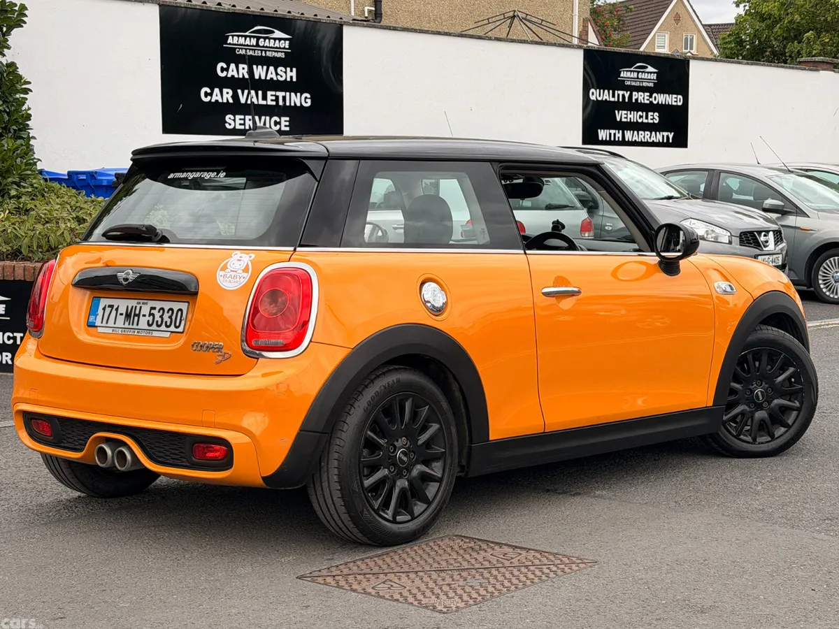 Mini Cooper Hatchback, Diesel, 2017, Orange