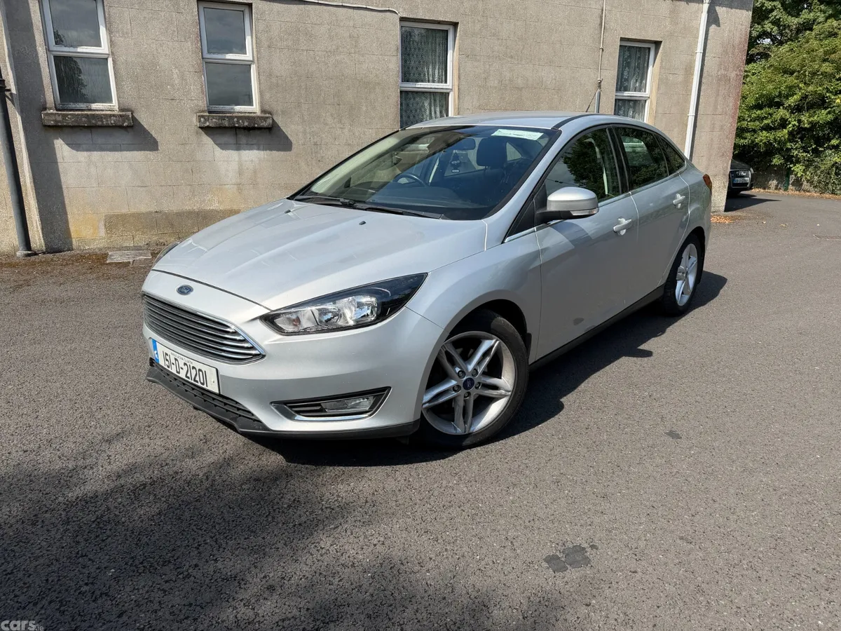 Ford Focus Saloon, Diesel, 2015, Silver