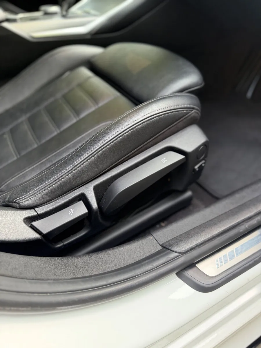 BMW 3-Series Saloon, Petrol Plug-in Hybrid, 2021, White