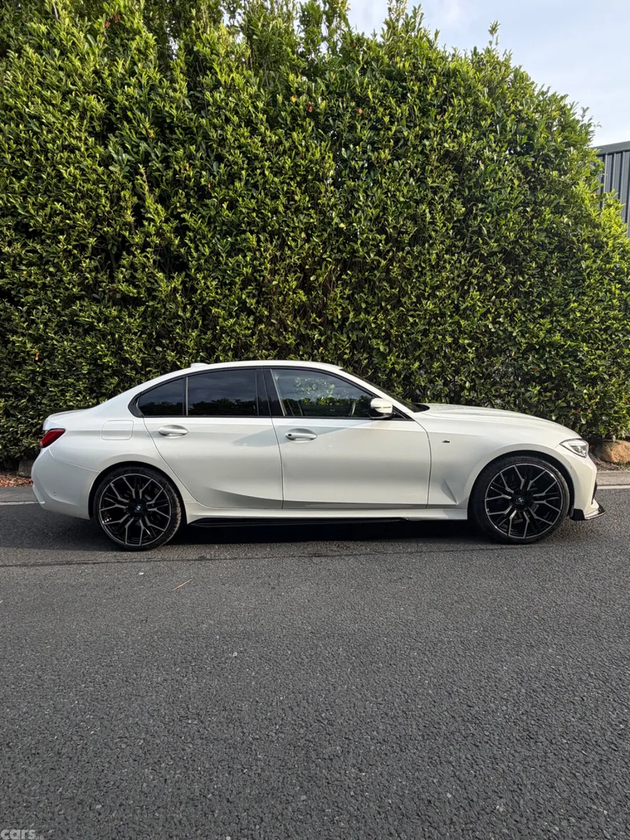 BMW 3-Series Saloon, Petrol Plug-in Hybrid, 2021, White