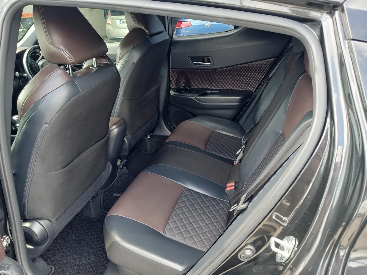 Toyota C-HR SUV, Petrol Hybrid, 2019, Black