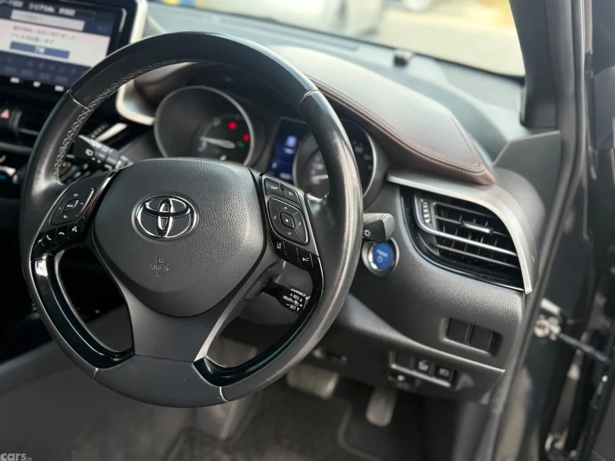 Toyota C-HR SUV, Petrol Hybrid, 2019, Black