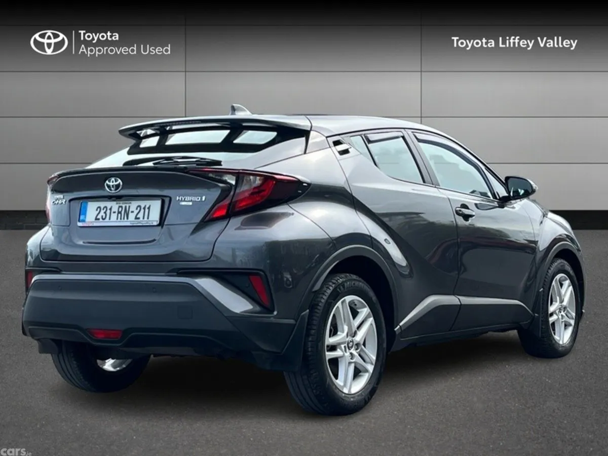 Toyota C-HR SUV, Petrol Hybrid, 2023, Grey