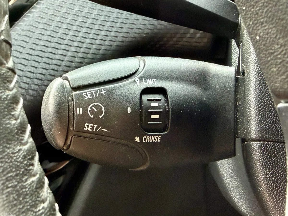 Peugeot 2008 SUV, Petrol, 2016, Grey