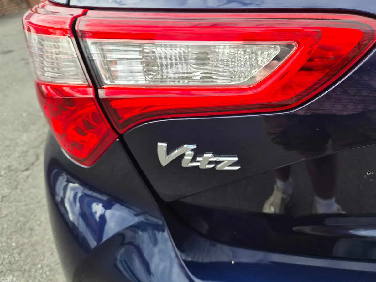 Toyota Vitz Hatchback, Petrol Hybrid, 2017, Blue