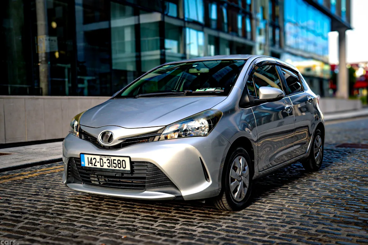 Toyota Vitz Hatchback, Petrol, 2014, Silver