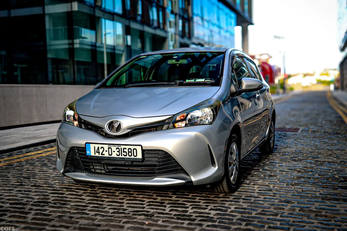 Toyota Vitz Hatchback, Petrol, 2014, Silver