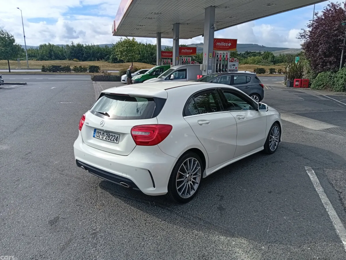 Mercedes-Benz A-Class Hatchback, Petrol, 2013, White