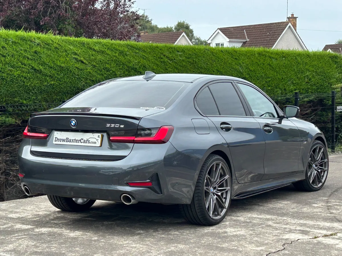 BMW 3-Series Saloon, Petrol Hybrid, 2022, Grey