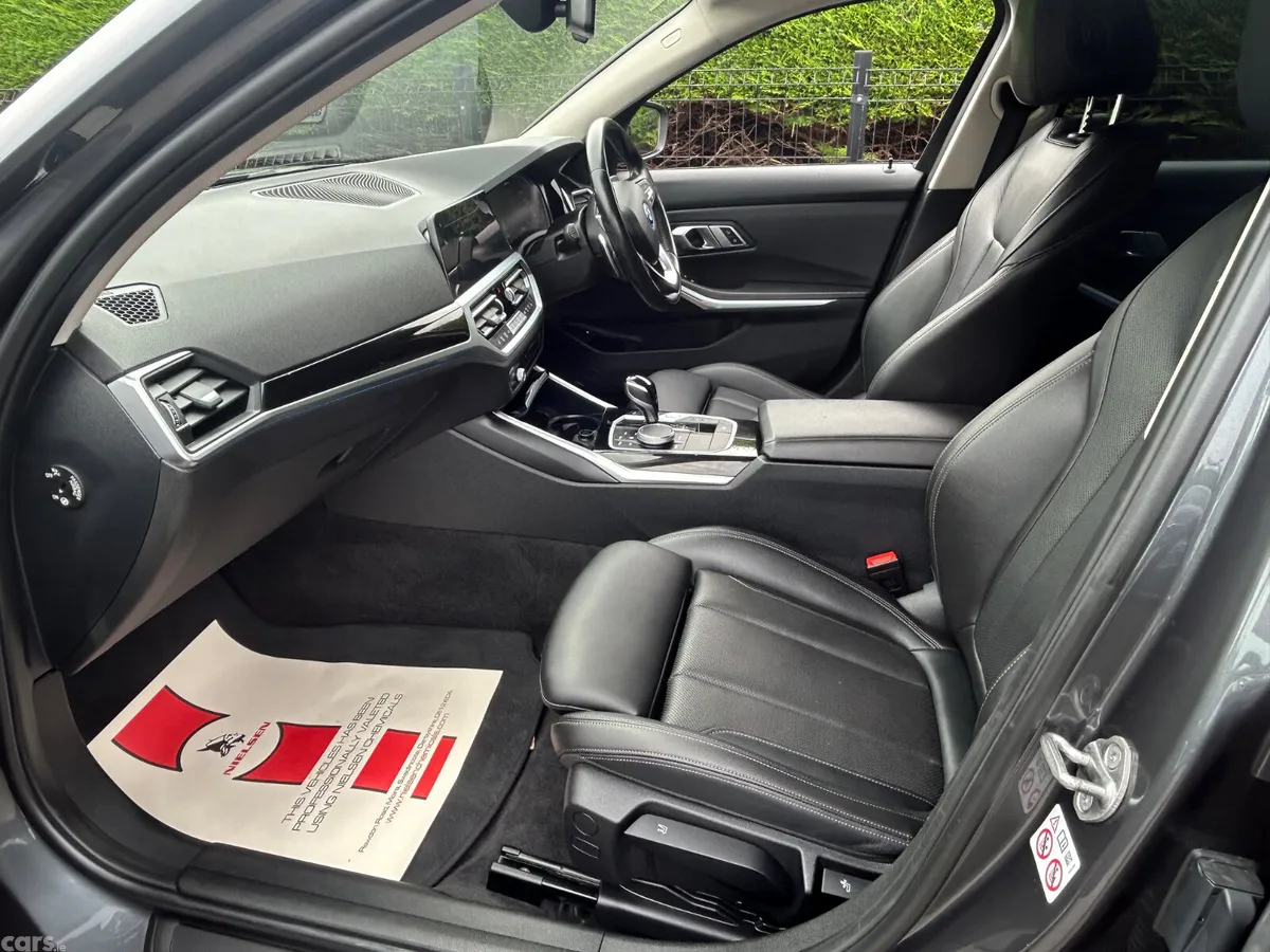 BMW 3-Series Saloon, Petrol Hybrid, 2022, Grey