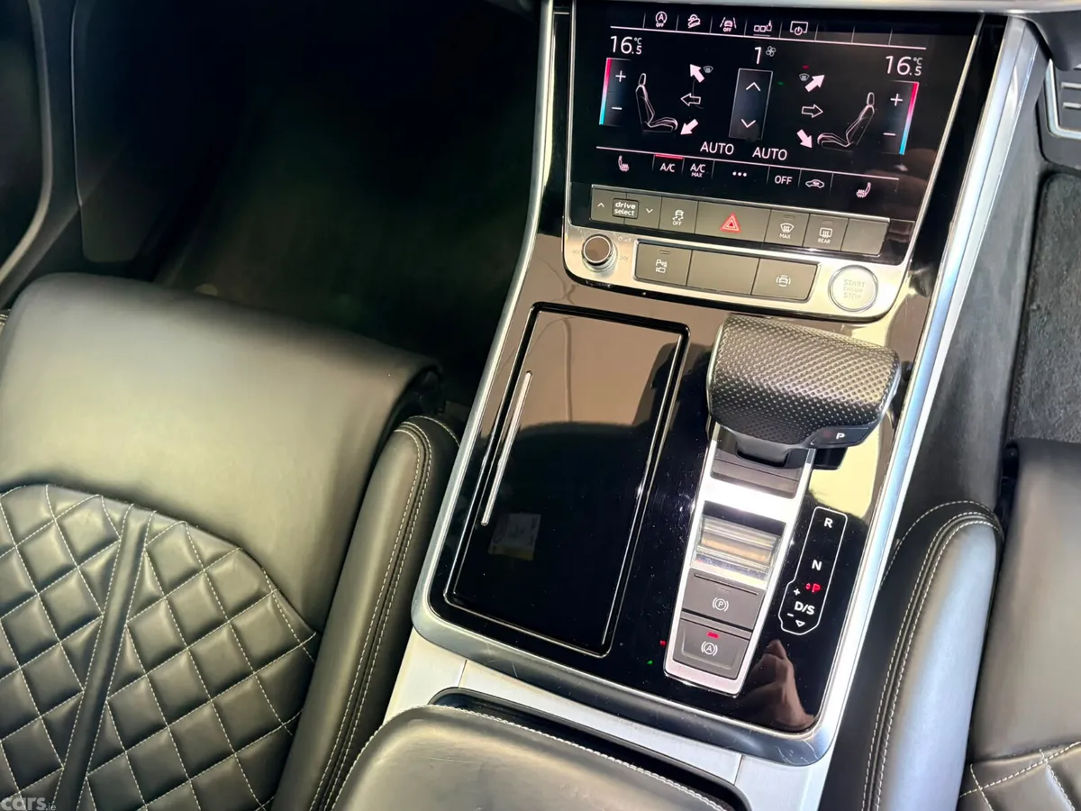 Audi Q8 Hatchback, Diesel, 2019, Orange