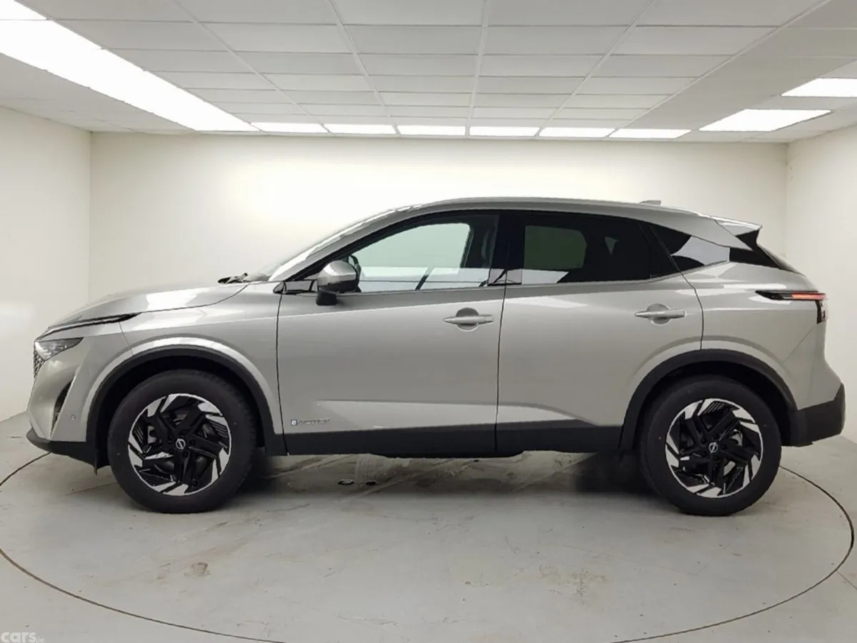Nissan Qashqai MPV, Petrol Hybrid, 2026, Grey