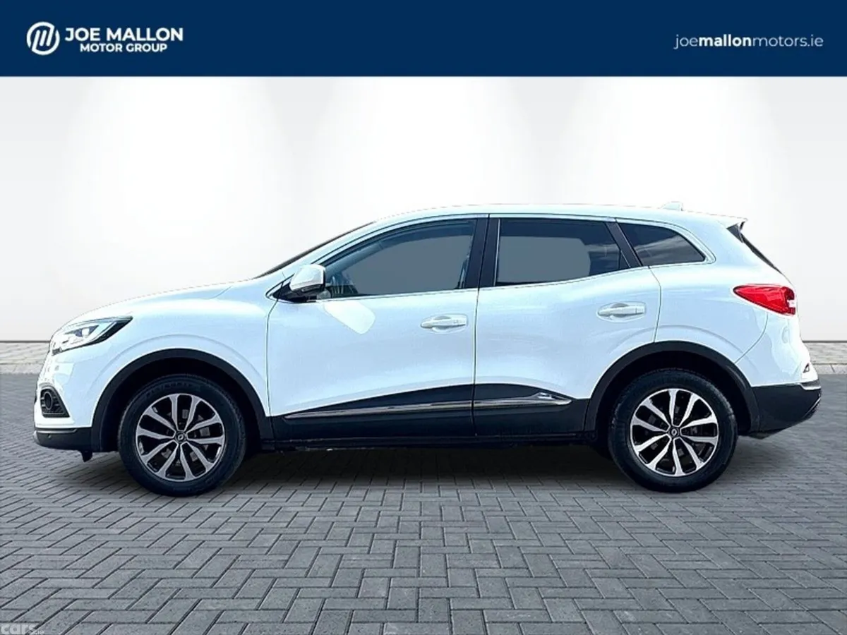 Renault Kadjar SUV, Petrol, 2022, White