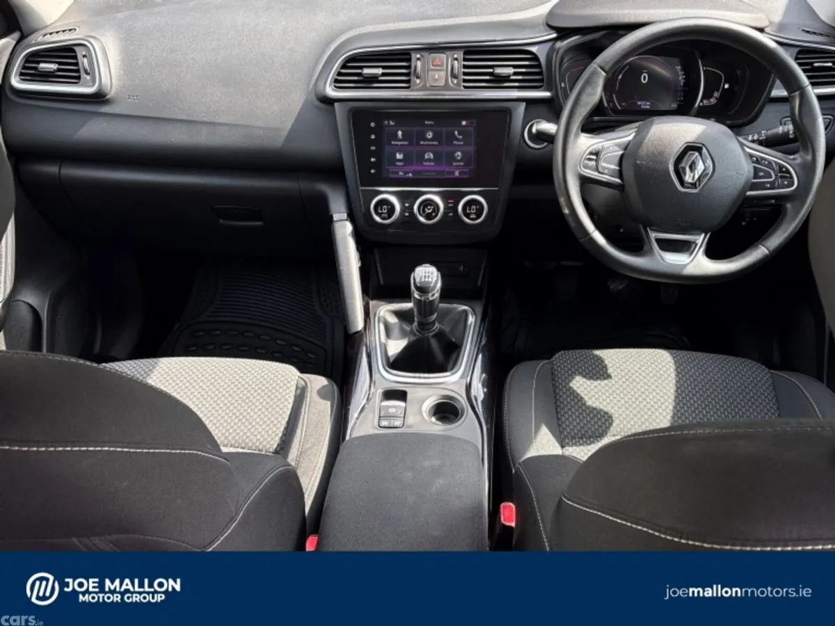 Renault Kadjar SUV, Petrol, 2022, White