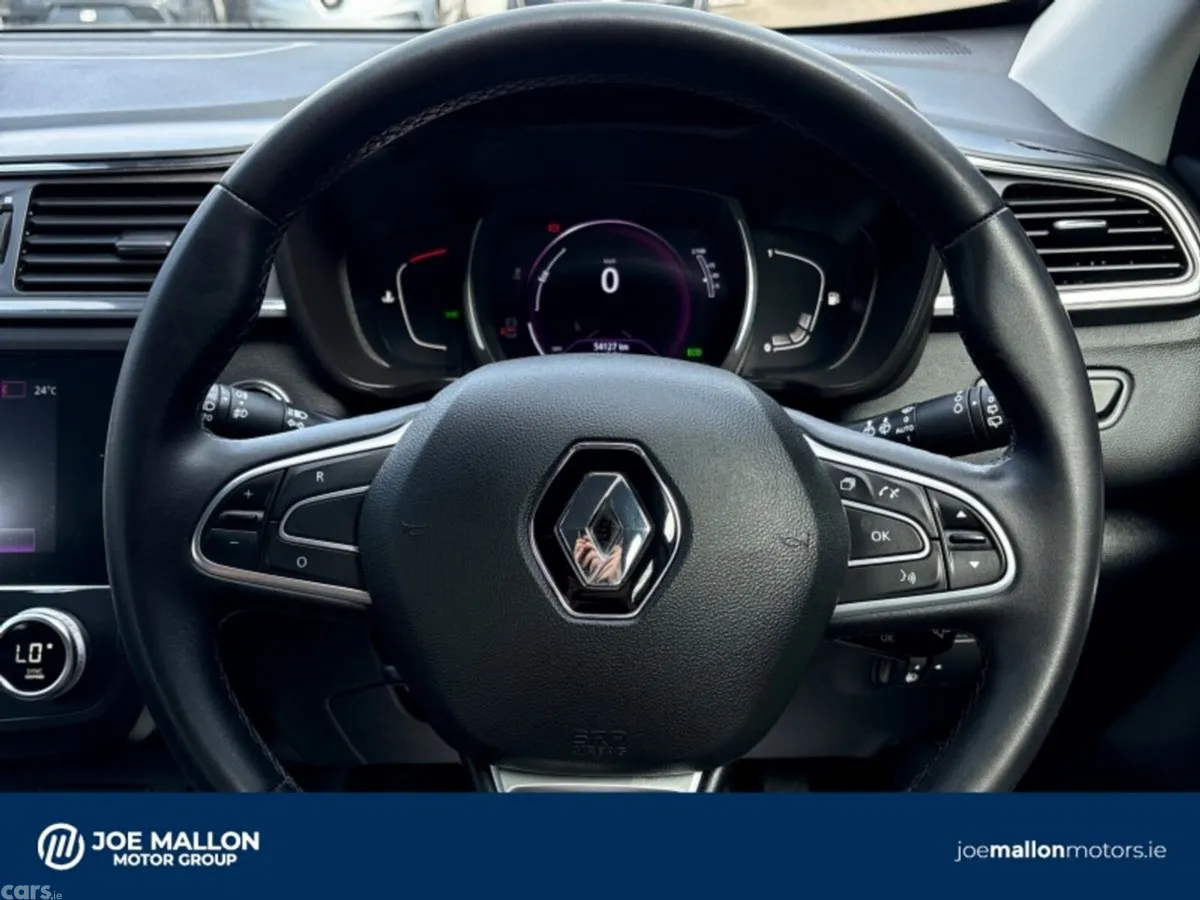 Renault Kadjar SUV, Petrol, 2022, White