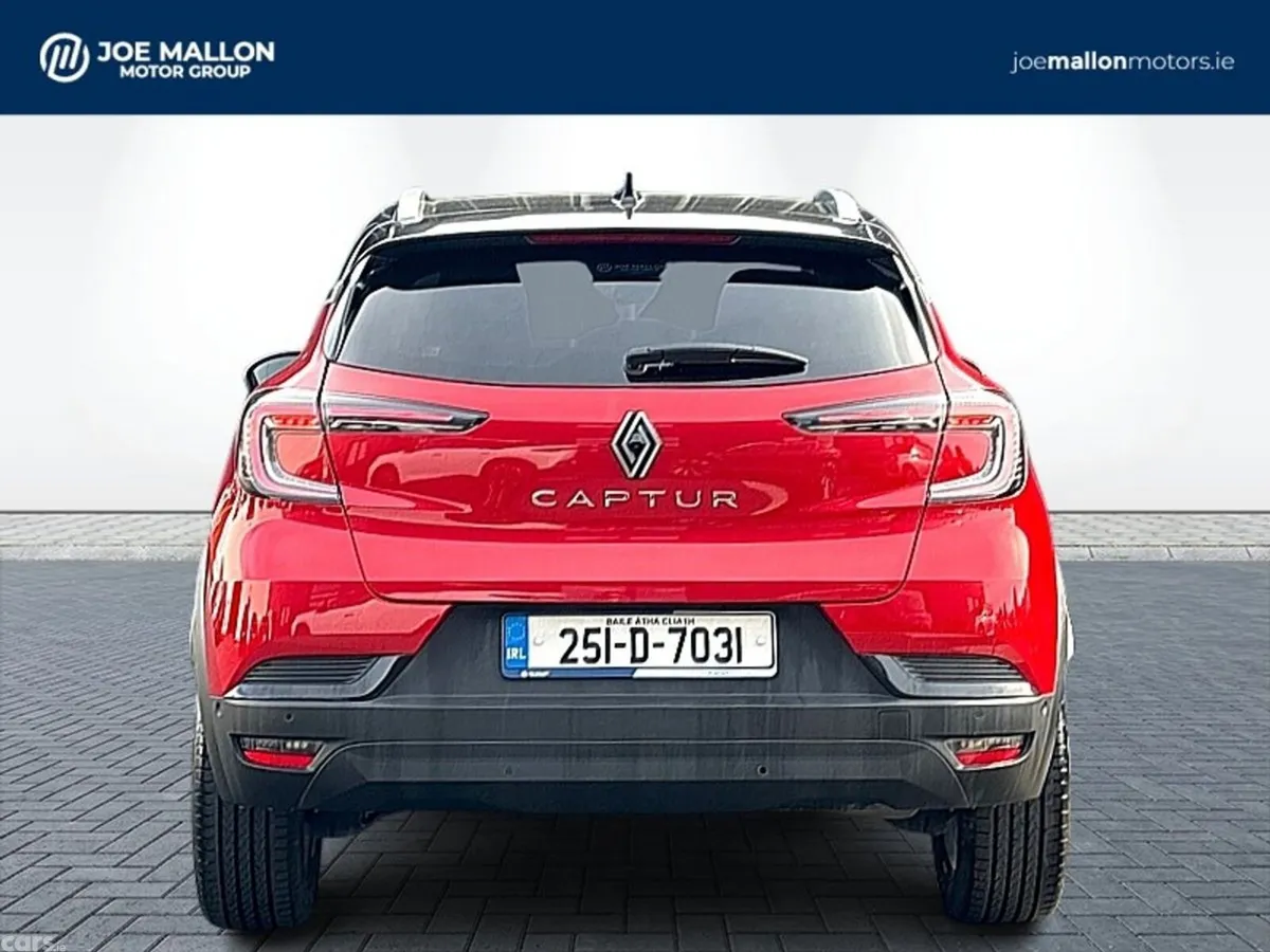 Renault Captur Hatchback, Petrol, 2025, Red