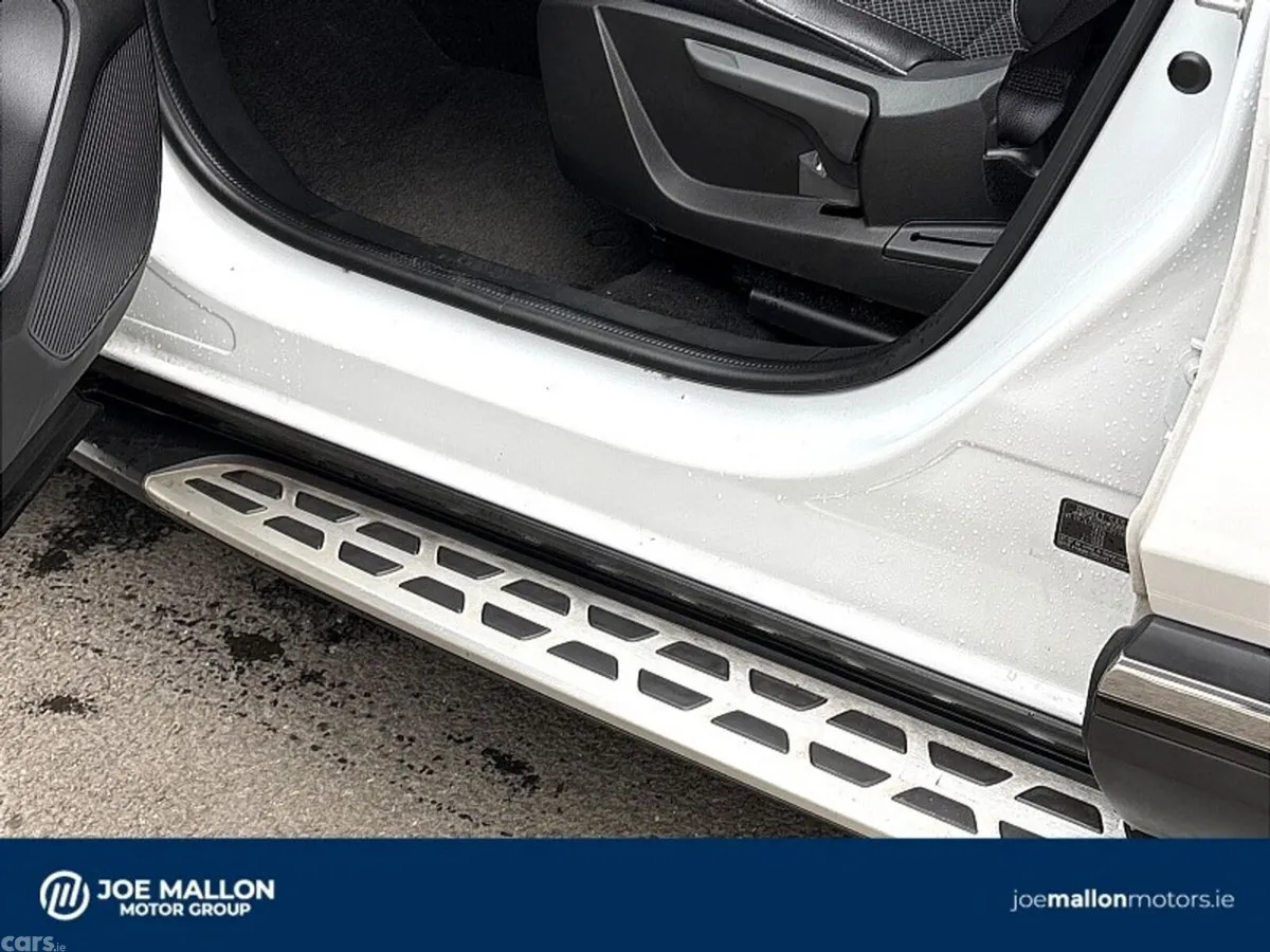 Renault Arkana Hatchback, Petrol, 2023, White