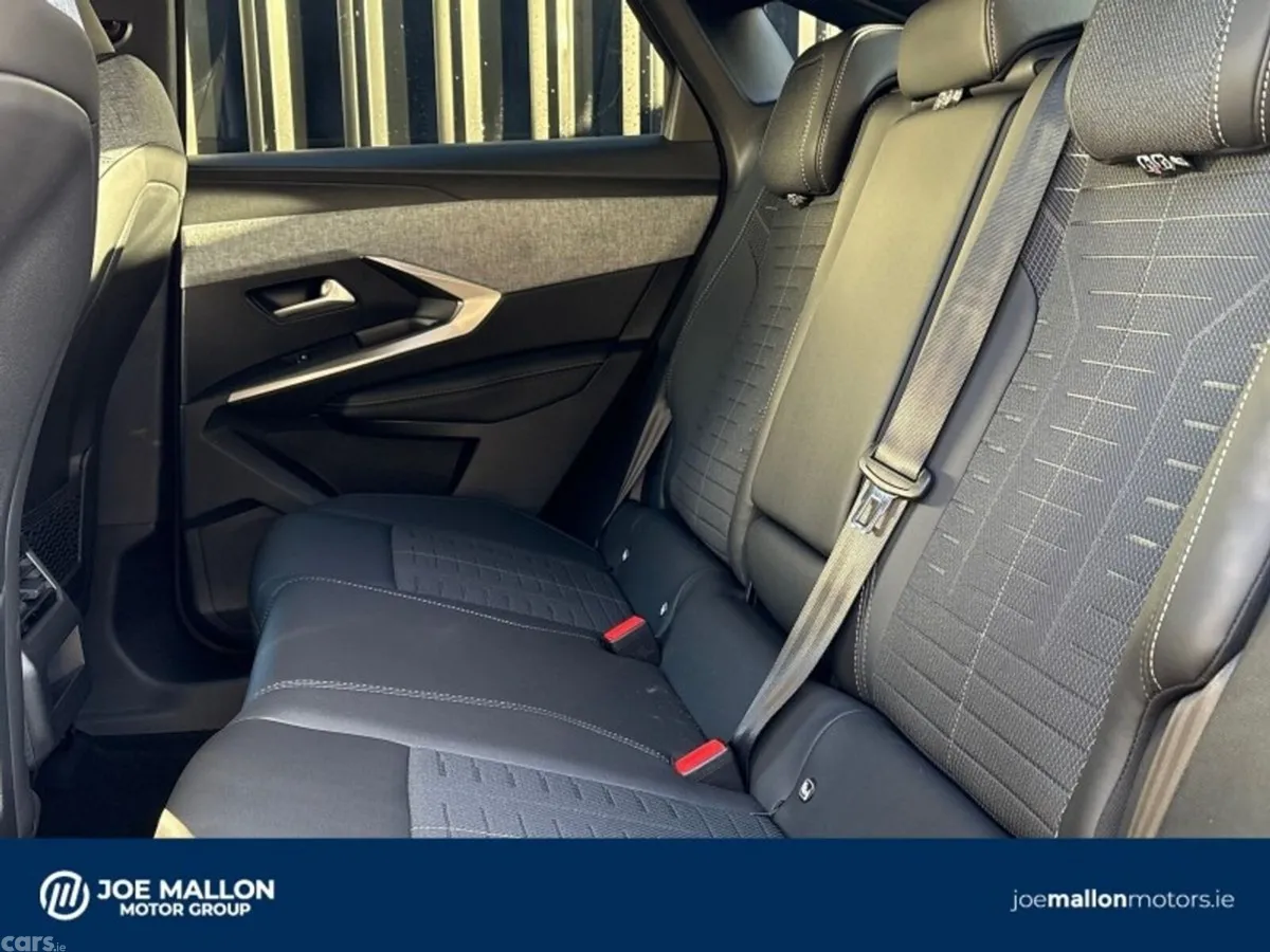 Peugeot 3008 SUV, Petrol Hybrid, 2027, Grey