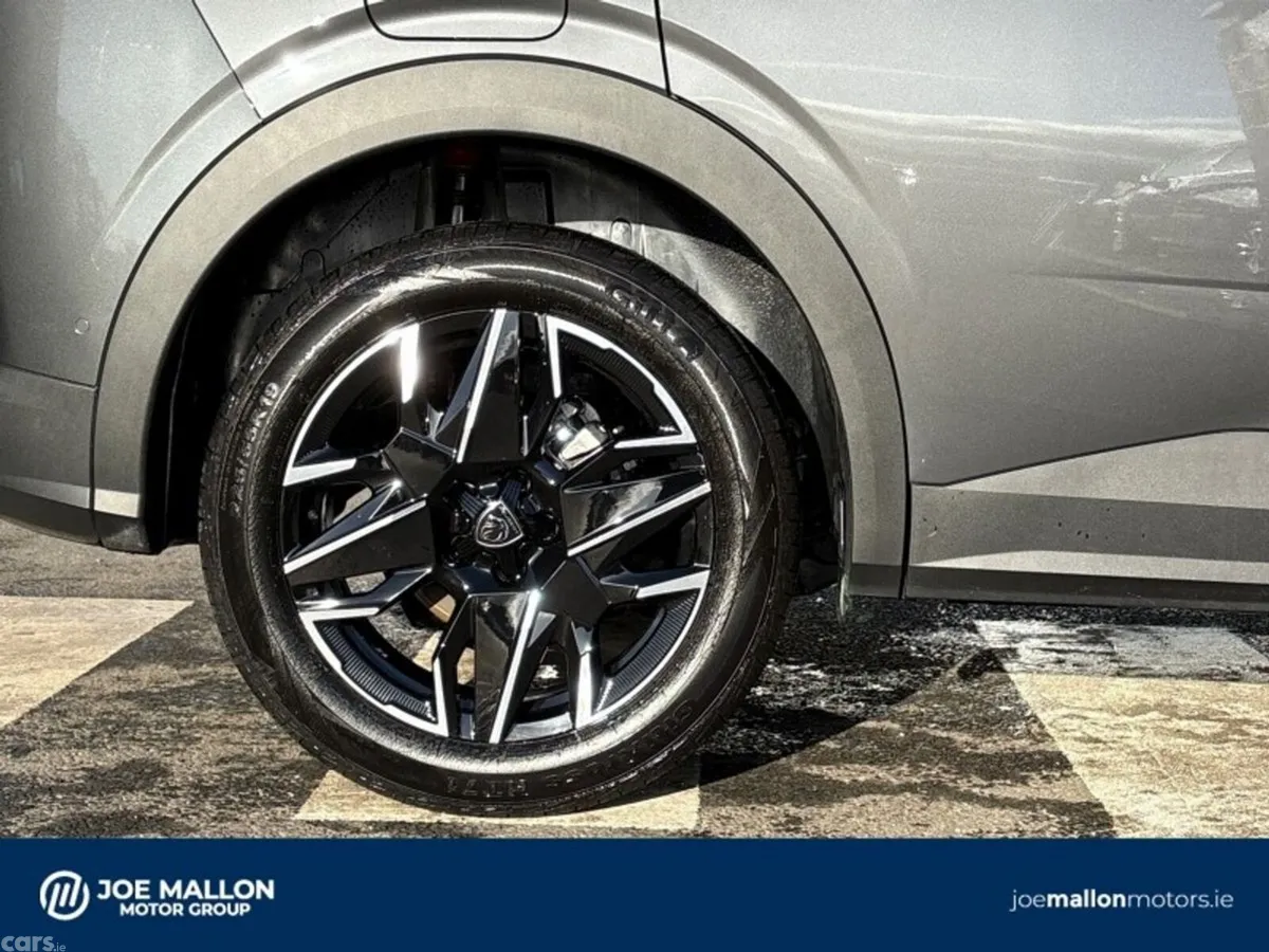 Peugeot 3008 SUV, Petrol Hybrid, 2027, Grey