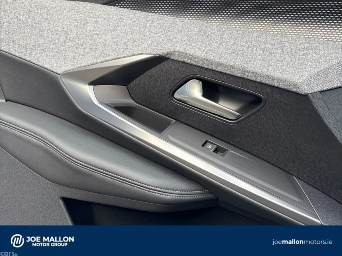 Peugeot 3008 SUV, Electric, 2027, Grey